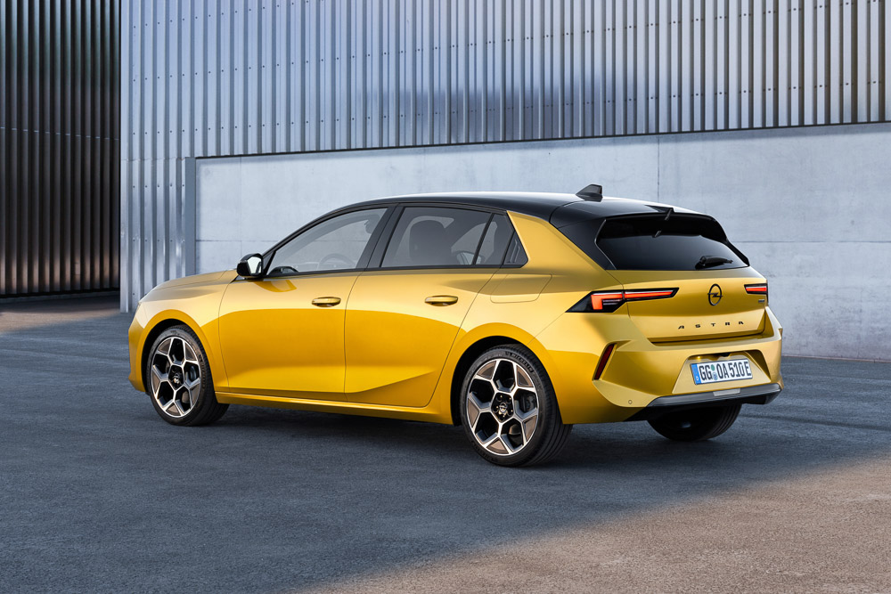 Premiere: Opel zeigt neuen Astra Hybrid - Opel Classic Magazin